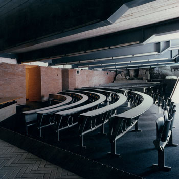 1980 – Napoli, Restauro di Palazzo Corigliano e sua ristruttutturazione in Istituto Universitario Orientale